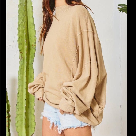 ✨NEW LIST✨ Reversible Twist French Terry Baggy Comfy Tan Sweater With Pockets - Picture 2 of 6